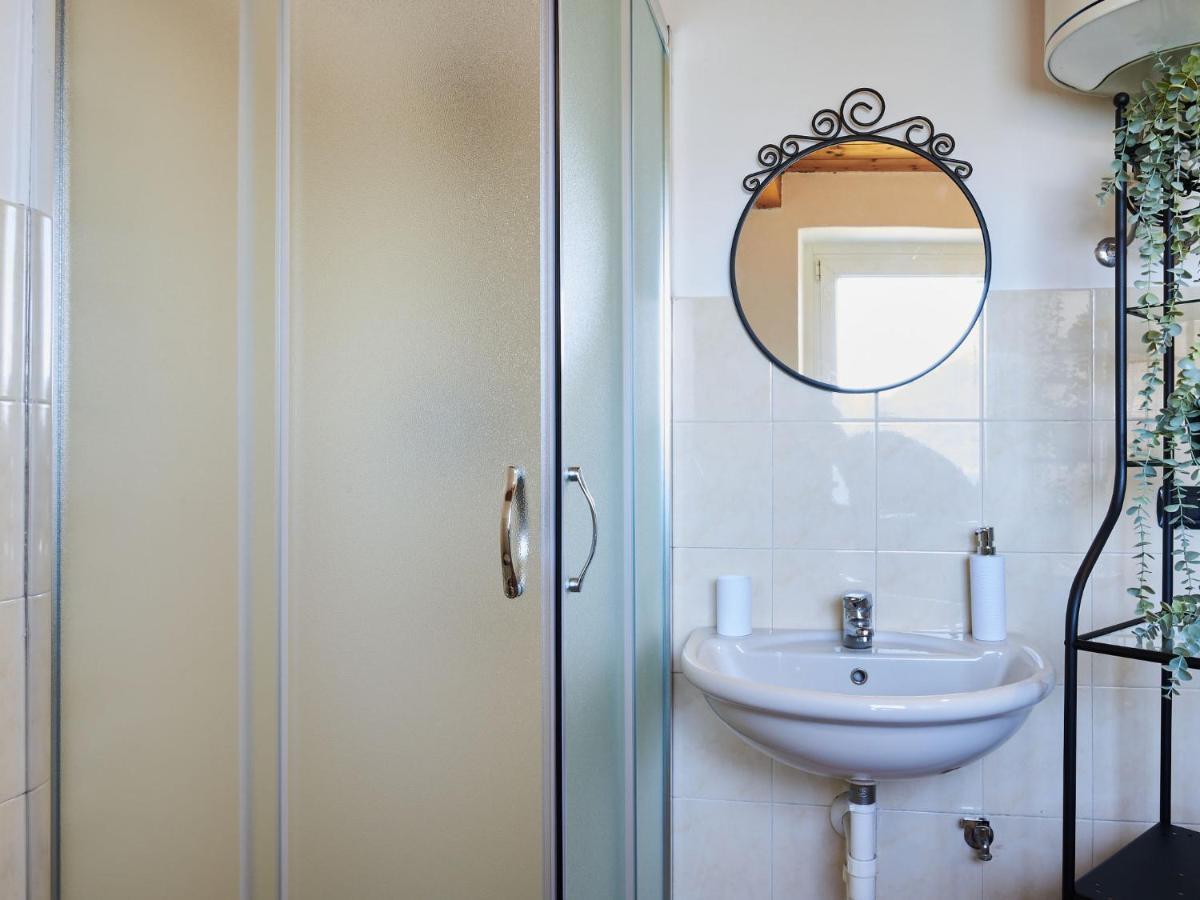 Apartment Oro Del Lario-2 By Interhome Bellano Zewnętrze zdjęcie